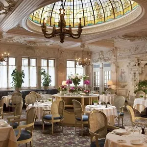 Hotel Bedford, Paryż