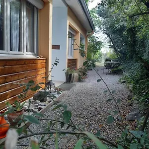 https://chambre-dhotes-au-coquelicot.hotels-rhonealpes.com