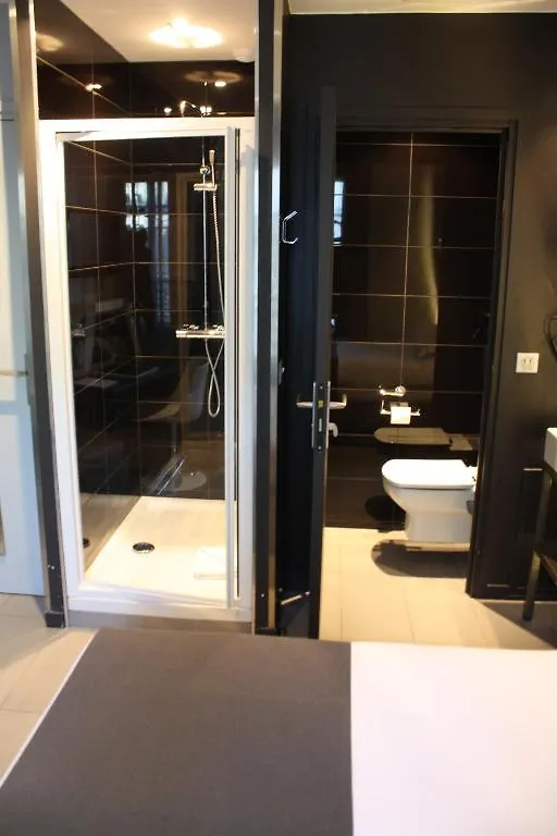 Hotel Arc De Triomphe Etoile Parigi 4*,