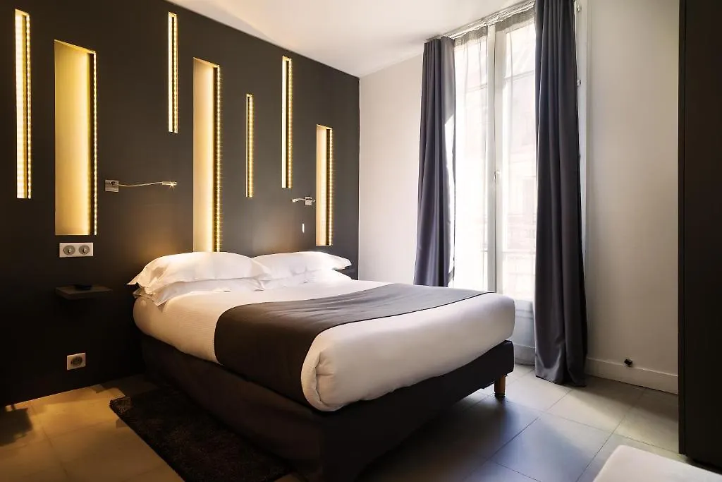 Hotel Arc De Triomphe Etoile Parigi